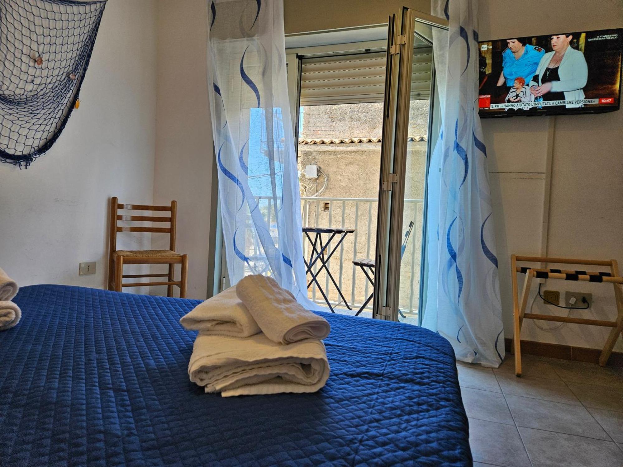 Apartament Family House Letojanni Taormina Zewnętrze zdjęcie